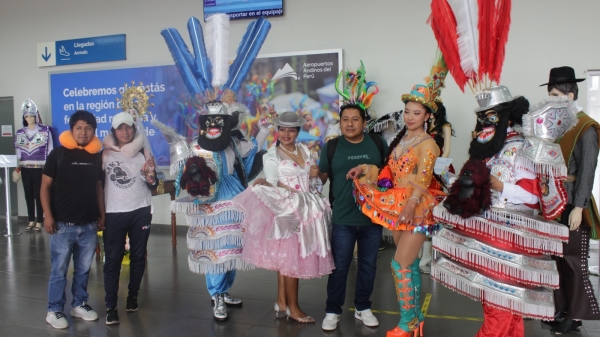 AEROPUERTO DE JULIACA ALBERGA LA I EXHIBICIÓN DE TRAJES DE LUCES EN ALIANZA CON LA CÁMARA DE COMERCIO Y LA PRODUCCIÓN DE PUNO